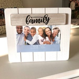 Farmhouse style, wooden “family” picture frame 8 1/2” x 7” - NWT